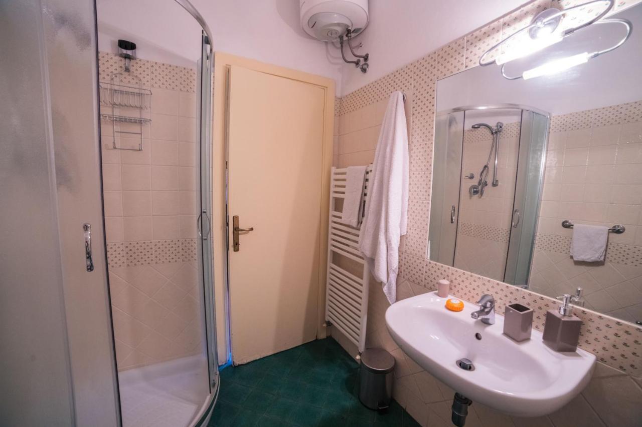 S2 - Serristori Tower Apt - Dolcevita * Florenz